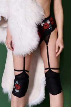 Queen Garter Belt - Peace -Pole Dance Clothing & Shoes Shop 4 7df6221b dabd 4941 b673 d248bbf2ecaa