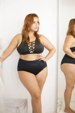 Lunalae High Waist Shorts - Black -Pole Dance Clothing & Shoes Shop 6R7A8483