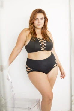 Lunalae High Waist Cross Section Shorts - Black -Pole Dance Clothing & Shoes Shop 6R7A8505 d71ce4a8 fd8f 4cd5 93dc 4c936830a984