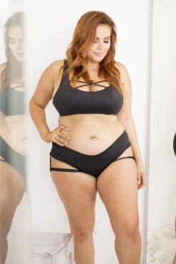 Lunalae Lure You Low-Rise Garter Shorts - Black -Pole Dance Clothing & Shoes Shop 6R7A8551 1