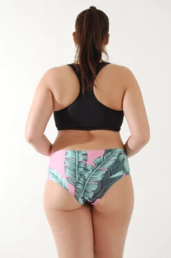 Pole Addict Back To Basics Top - Black -Pole Dance Clothing & Shoes Shop BacktoBasicTop annHotpants5