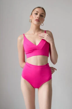 Pole Addict Scrunch Butt Basic High Waist Shorts - Neon Pink 9 Pole Addict Scrunch Butt Basic High Waist Shorts - Neon Pink -Pole Dance Clothing & Shoes Shop DSC 4253