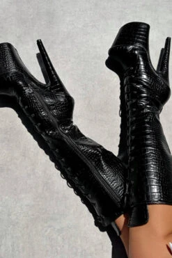 Hella Heels Cold Blooded Black Knee High Boots - 8inch -Pole Dance Clothing & Shoes Shop IMG 0332 1