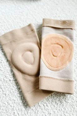 Pole Addict Kneepads - Ocean Sand 10 Pole Addict Kneepads - Ocean Sand -Pole Dance Clothing & Shoes Shop IMG 8393 af9ff8de 2a04 49d2 93e0 7a3c2fb0ab8f